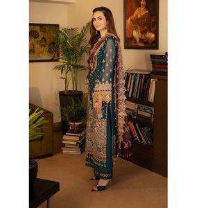 Ensembles Salwar ethniques en Faux Georgette lourde avec Dupatta, broderie multi-fils et sequins Jari - Product Image 3