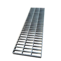Gouttière latérale extérieure Construction Caillebotis en acier Escalier galvanisé Plancher de bâtiment Grille en acier Galvan Plate-forme de gril