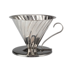 ที่วางแก้วกันลื่นดีไซน์คลาสสิก พร้อมที่กรองกาแฟแบบมีหูจับ ทำจากสแตนเลสสตีล - Product Image 1