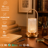 Lampe d'ambiance portable, lampe de chevet pour chambre à coucher, éclairage d'ambiance créatif de luxe, commande tactile, lampe de table, camping en plein air