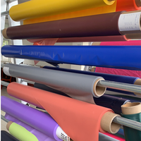 Film de calandrage industriel souple en PVC brillant, coloré, transparent, résistant à l'humidité, pour emballage en rouleau, extrusion multiple