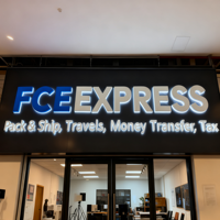 Lettres en relief lumineuses personnalisées avec logo d'entreprise, effet halo 3D doré miroir, rétroéclairées par LED néon, pour hôtels et publicité automobile
