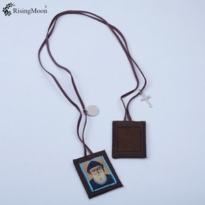 Venta al por mayor, tipo superior, patrón de hombre con collar de joyería de scapulares cruzados para persona - Product Image 4
