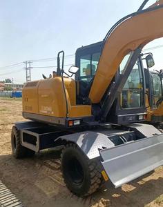 Promotion XE75WD Excavatrice sur roues 7 points 3 tonnes avec godet de 0,3 m³ – Puissante machine de construction routière - Product Image 1