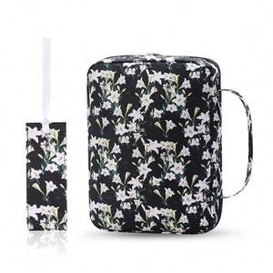 Housse de Bible personnalisée imperméable pour femmes, en toile polyester, impression par sublimation - Product Image 2