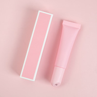 Nouvelle collection de soins pour les lèvres longue durée à marque privée : Huile à lèvres au camélia, baume réparateur à l'arnica, huile à lèvres hydratante aux peptides, huile à lèvres liquide