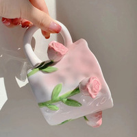 Vente directe d'usine Style moderne 350ml tasse en céramique tenue dans la main irrégulière en trois dimensions fleur Rose tulipe tasse