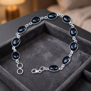 SOUMYA CREATIONS Pulsera de Eslabones Unisex de Plata de Ley 925 con Ónix Negro y Engaste de Bisel - Listo para Regalo - Tono Oro Rosa Chapado en Oro - Product Image 3