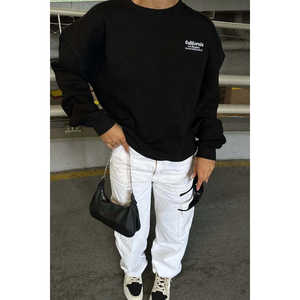 Sudadera con Capucha Negra para Mujer, con Estampado de Dibujos Animados y Letras en la Espalda, Diseño con Cierre, Estilo Invernal - Product Image 2