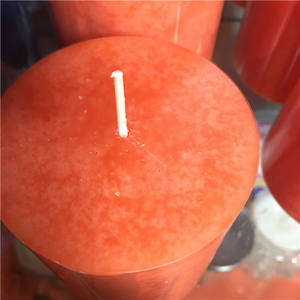 Bougie pilier artisanale : Ambiance durable pour toutes les occasions. - Product Image 2