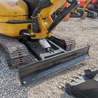 Mini-excavatrice sur chenilles d'occasion Cat CAT 304 de 4 tonnes, 3854 kg, avec godet de 0,36 m3