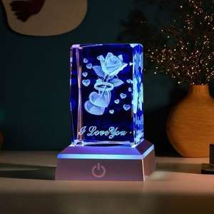 クリスタルキューブブロックLEDライトベース付きクリスタル3dレーザー結婚式の贈り物 - Product Image 3
