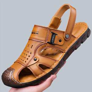 Sandalias de Hombre de Cuero Genuino con Punta Abierta, Suela de Goma Suave, Zapatos de Playa de Verano, Estilo Slip-On, Tipo Zuecos - Product Image 1