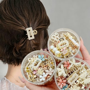 2026 Light Luxury <b>Sweet</b> Style Pearl Love <b>Heart</b> Bow Hairpin Fashionable Temperamental Design Girl's Hairpin Wholesale Jewelry - Product Image 2