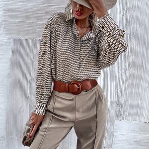 เสื้อเบลาส์ลองไลน์กระดุมแบบซ่อนได้มีปุ่มรับรองโดย GOTS และ TUV - Product Image 2