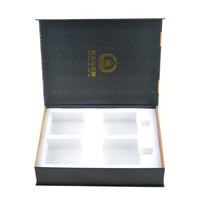 Coffret cadeau de vin haut de gamme premium pour 4 bouteilles avec emballage en carton rigide, fermeture magnétique, gaufrage et laminage mat