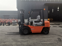 Chariot élévateur diesel 2,5 tonnes, 3 tonnes, 4 tonnes avec déplaceur latéral, moteur Euro 5 pour la logistique