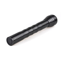 Lampe torche LED de défense personnelle la plus puissante de 1000 lumens avec 2 piles de type D