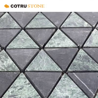 Vente en gros 10mm Moderne Minuscule Art Mosaïque Intérieur Sol Mosaïques Carreaux Vert Foncé Marbre Triangle Motif Mixte Aiguisé Naturel Moderne