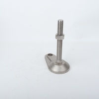 Support de pied perforé antidérapant à oreilles pour machines industrielles, fourni directement par l'usine