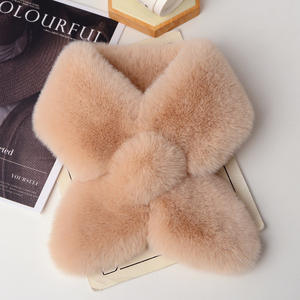 Col écharpe femmes garder au chaud épaississement fourrure Sjaal coloré croix hiver écharpe automne hiver fausse fourrure en peluche Elega - Product Image 1