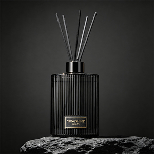 Bottiglia in Vetro Ovale Scanalato da 200ml per Diffusore di Fragranze, Contenitore Vuoto di Lusso con Scatola per Marchi <span class=keywords><strong>USA</strong></span> e UK OEM - Product Image 3