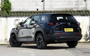 Changan <span class=keywords><strong>Mazda</strong></span> <span class=keywords><strong>CX</strong></span>-<span class=keywords><strong>5</strong></span> <span class=keywords><strong>2022</strong></span>/2024 2.0L/2.5L Automático SUV Compacto Motor de Gasolina Auto Nuevo - Product Image 4