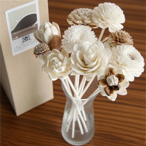 Estick Private Label Parfum d'intérieur Parfumé Rotin Bâton Fleurs Séchées Roseau Diffuseur Bois Sola Fleur pour Rafraîchir l'Air - Product Image 5