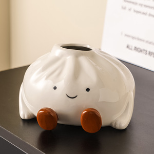 Boîte à mouchoirs en céramique de luxe haut de gamme Style crème avec des motifs mignons pour la table basse de salon ou la décoration de bureau - Product Image 1
