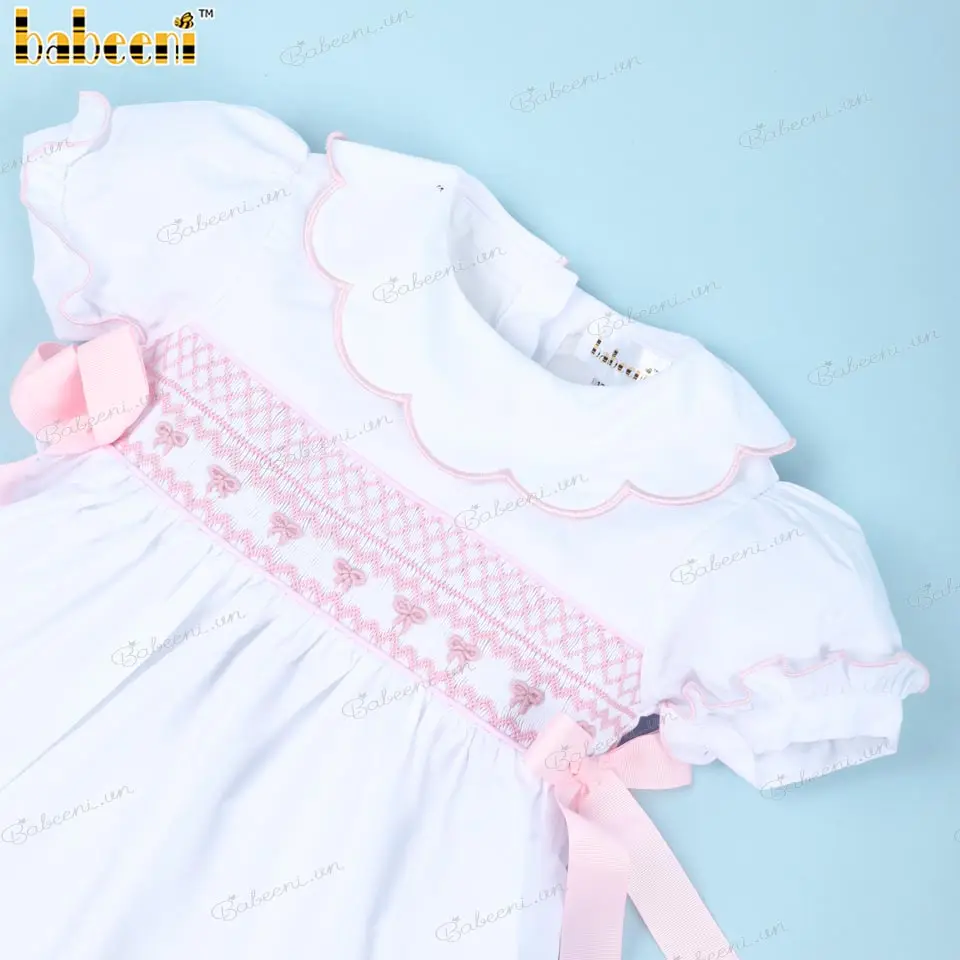 Geometric Smocked Dress Weiß für Mädchen OEM ODM Kinder Kittel Kleid maßge schneiderte Stickerei Großhandel Hersteller-BB3129