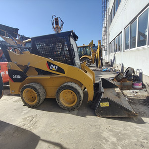Minicargadora Caterpillar Usada Cat 246B en Buen Estado con Componentes Principales: Motor, Bomba, Caja de Cambios, Rodamientos - Product Image 1