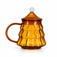 Mug en verre borosilicate coloré en forme de sapin de Noël avec couvercle et poignée pour hôtels, bars, banquets et boutiques de cadeaux