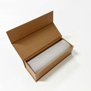 Petit coffret cadeau de luxe avec logo personnalisé pour les mariages comprenant du <span class=keywords><strong>chocolat</strong></span> et une sucette de luxe pour les invités et les sushis - Product Image 1