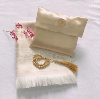 Tapis de prière de luxe rose poussiéreux avec pochette et tapis de prière sedjah avec perles de prière