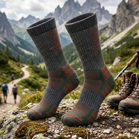 Chaussettes de randonnée pour hommes personnalisées OEM, respirantes, en laine mérinos, anti-humidité, chaussettes de sport