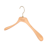Kindome Luxury cintre en bois noir avec épaule floquée en velours cintre en bois personnalisé avec logo pour vêtements pour enfants