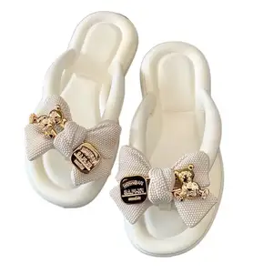 2023 Summer Decorative Sandals Women New Bow Clip Toe Flat Sandals Fashion Pendant Small Bear Flip Flop