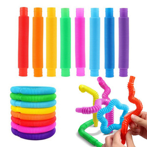 Juguete Sensorial Antiestrés de Tubo Flexible L19cm, Juguete Educativo de Plástico y Silicona Elástica que Brilla en la Oscuridad, para Edades de 8 a 13 Años, Promocional - Product Image 1