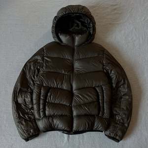 Thiết Kế Tùy Chỉnh Mùa Đông Mặc Độn Nóc nóc Áo Khoác Người Đàn Ông Chất Lượng Cao Quá Khổ Trống Áo Không Thấm Nước Bong Bóng Fluffy Nóc Xuống Áo Khoác - Product Image 6