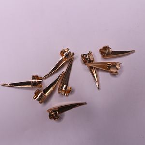 Outil de séparation des doigts en fer durable Anneau de <span class=keywords><strong>division</strong></span> des cheveux de qualité salon pour un tressage précis et facile Logo personnalisé disponible - Product Image 4