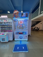 Mini arcade contrôlée par manette Mini prix griffe Machine à pièces lampe LED serrage cadeau jeu jouet pour la maison et le parc d'attractions