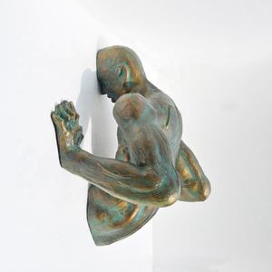 Statue en métal personnalisée Sculpture murale 3D de corps humain en résine de fibre de verre abstraite sculpture d'homme nu murale pour décoration murale - Product Image 5