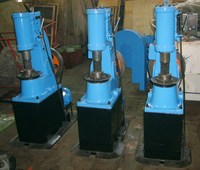 Marteau de forge pneumatique C41-16KG C41-20KG C41-25KG C41-40KG pour forgeurs industriels, façonnage de métaux, modèle simple avec base