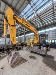 Excavadora Hidráulica Usada HYUNDAI 210W-7 de 21 Toneladas, Envío Gratuito, Alta Calidad, con Motor, Bomba y Rodamientos, Certificación EPA y CE - Product Image 4