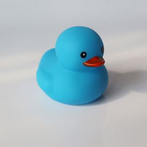 Xj458 Mini Pato de Goma Personalizado con Logotipo y Forma, Juguete Flotante para Baño de Niños, Regalo Promocional al por Mayor - Product Image 6