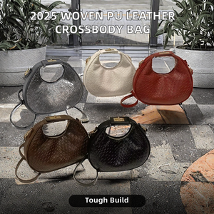 2025 nouveau sac à bandoulière en cuir PU tissé croissant à la mode dame Style serrure fermeture pierre motif fermeture éclair pour tous - Product Image 2
