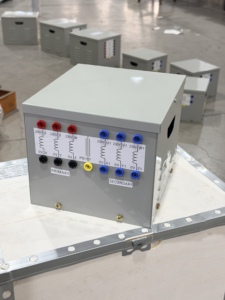 Transformadores <span class=keywords><strong>de</strong></span> <span class=keywords><strong>3</strong></span> Fases para Laboratorio Educativo Escolar, Transformador Personalizado para Enseñanza con Conectores Terminales - Product Image 1