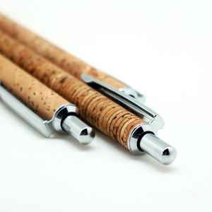 Nuevo Bolígrafo Ecológico Reciclable con Logotipo Personalizado, Tipo Promocional, de Corcho Natural para Oficina - Product Image 4