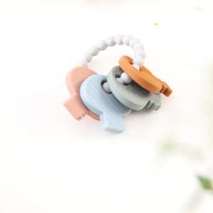 Nouveau-né de qualité alimentaire sans bpa drôle animal infantile bracelet <span class=keywords><strong>anneau</strong></span> mâcher jouet bracelet silicone enfant en bas âge <span class=keywords><strong>anneau</strong></span> de <span class=keywords><strong>dentition</strong></span> en bois pour bébé - Product Image 2