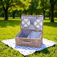 Panier de pique-nique en osier tressé écologique avec vaisselle complète et doublure en coton pour le camping, la plage, les voyages et les sorties en famille